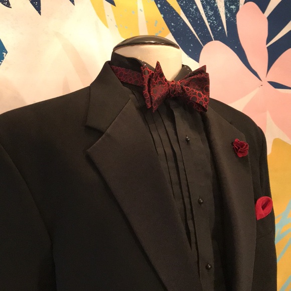 Perry Ellis Tuxedo Coat - Picture 14 of 17